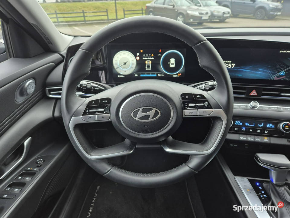 Hyundai Elantra 16 MPI 6AT 123 WersjaModern światła przeciwmgielne Łódź