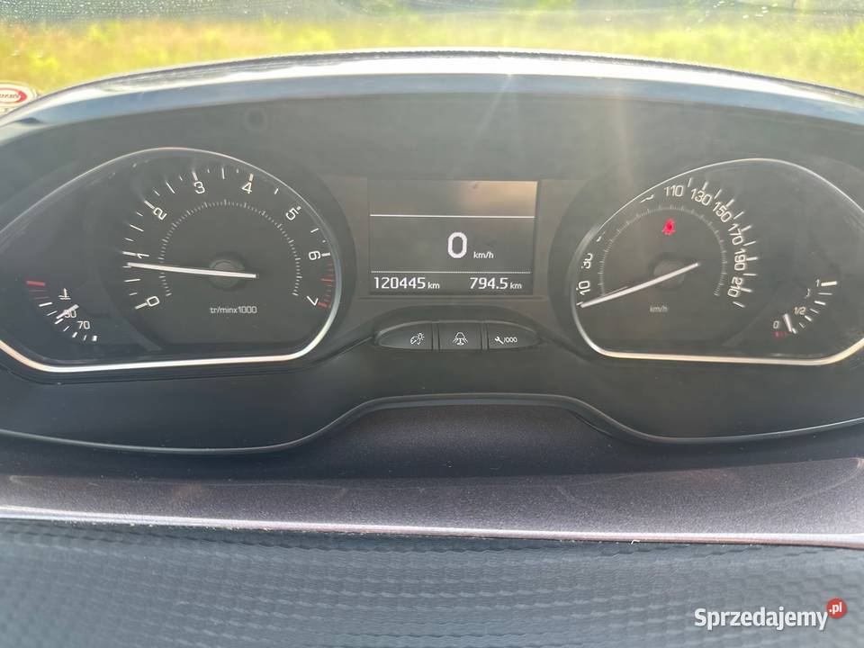 Peugeot 2008 I 12 VTi Pure Tech Active Benzyna łódzkie Aleksandrów Łódzki