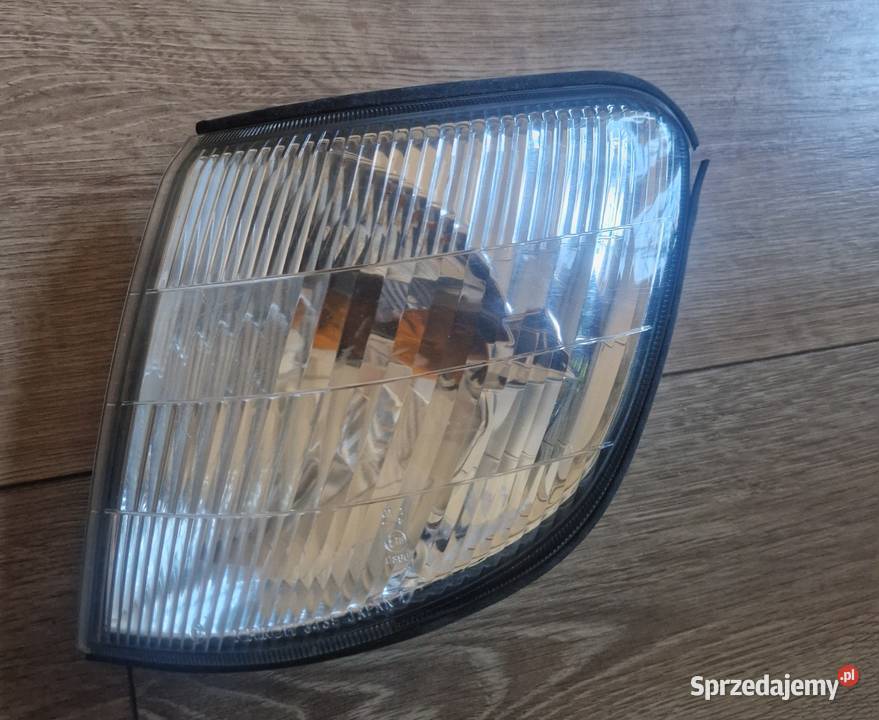 Kierunkowskaz subaru forester sf Szczebrzeszyn sprzedam