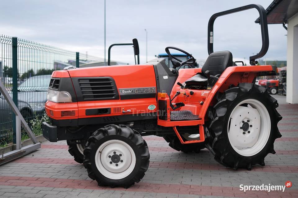 Kubota GL240D 4x4 24