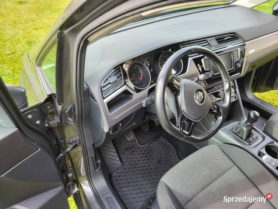 Volkswagen Touran 7 osobowe