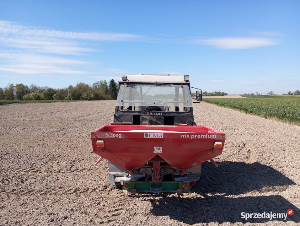 Rozsiewacz Unia MX 850 premium Huta Józefów