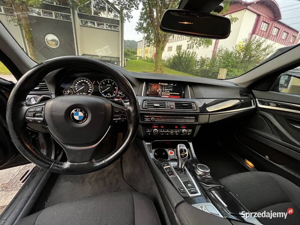 BMW 525d Touring F11 M1