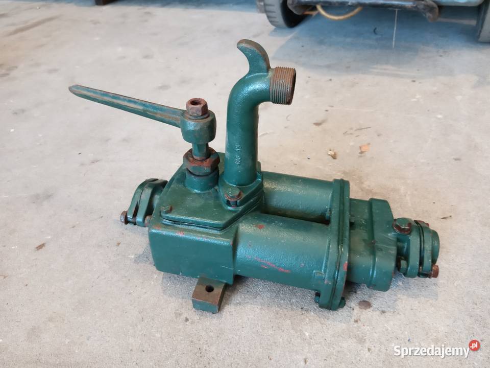 Pompa do wody ręczna dwutlokowa abisynka Stargard