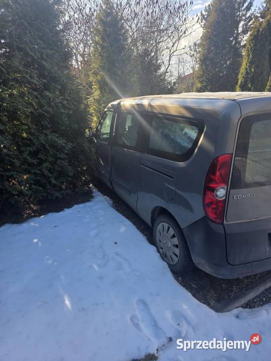 Opel Combodvan 125d 90 2016r Bezwypadkowy diesel sprzedam
