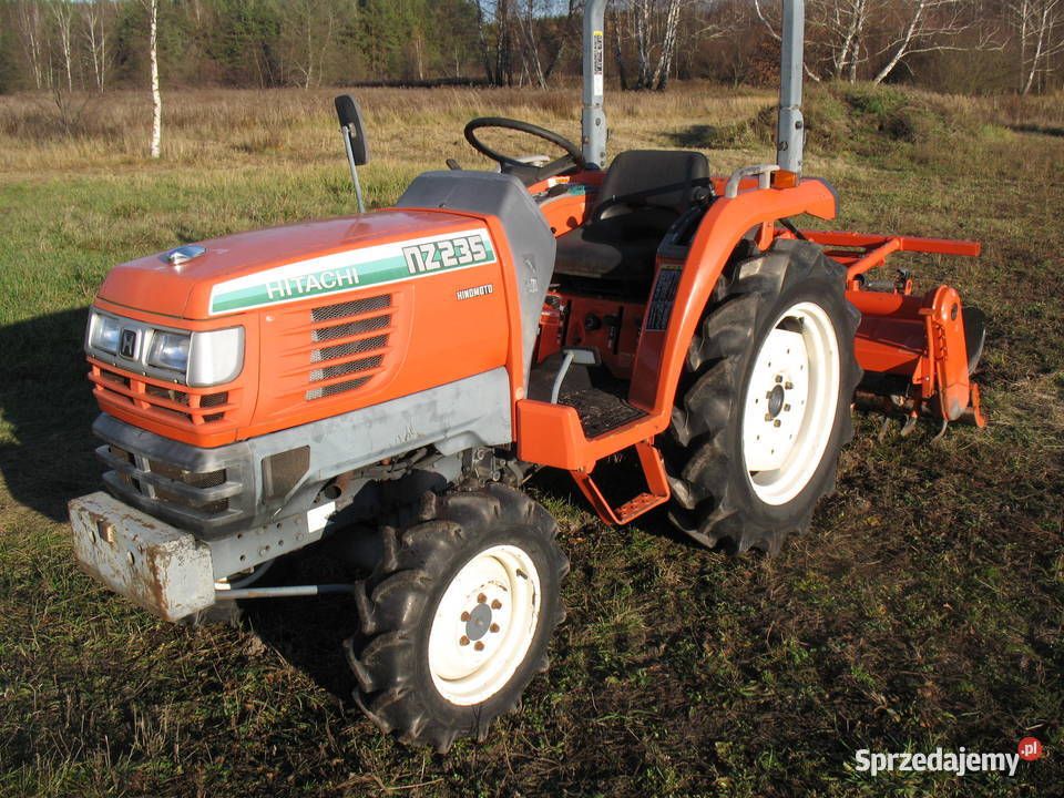 Kubota GT23 4x4 do tur ogrodu tunelu sadu Mroków