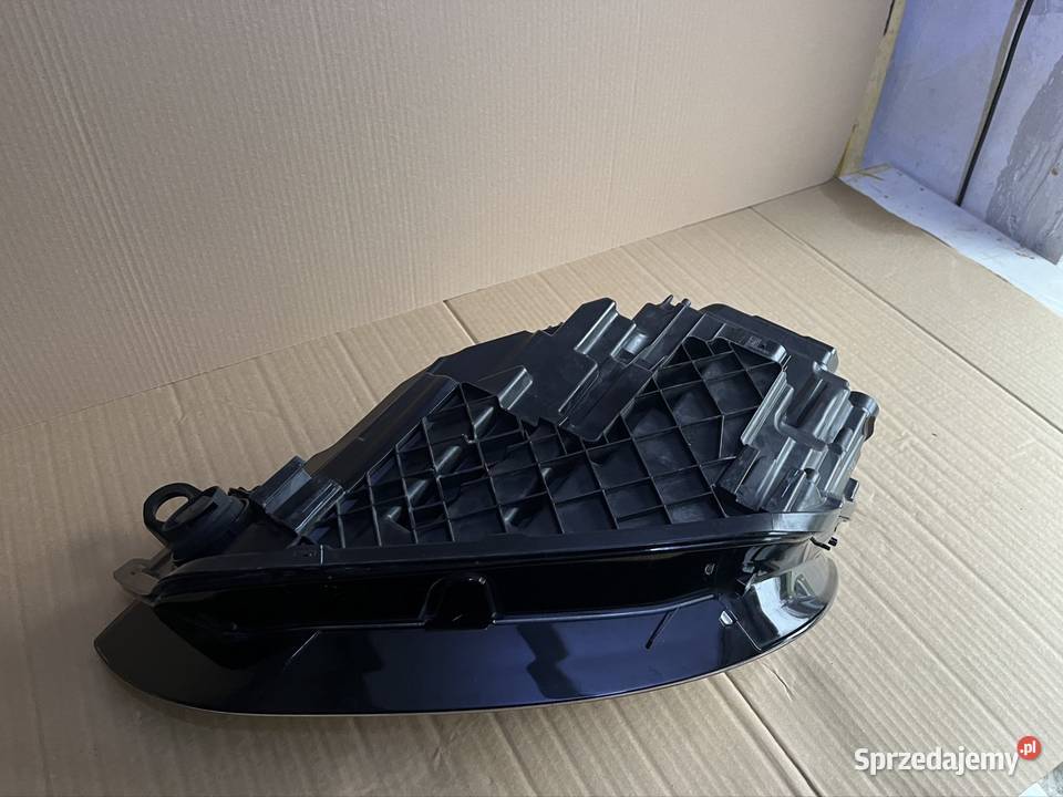 Lampa prawa Audi Q5 80A fullled polift Białystok