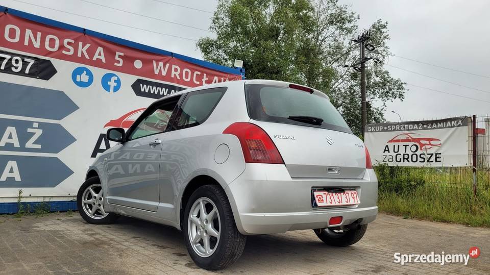 Suzuki Swift 13 Benzyna Alusy Klima Keyless Rok produkcji 2006 Wrocław