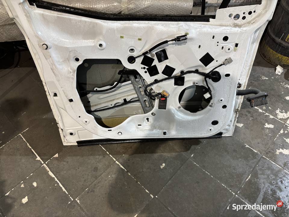 Ford Transit CourierCzęści Ford Courier sprzedam