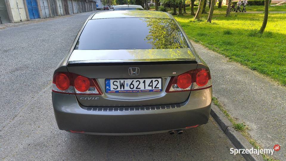 Honda Civic VIII Sedan 18 benzyna+LPG Civic Chorzów sprzedam