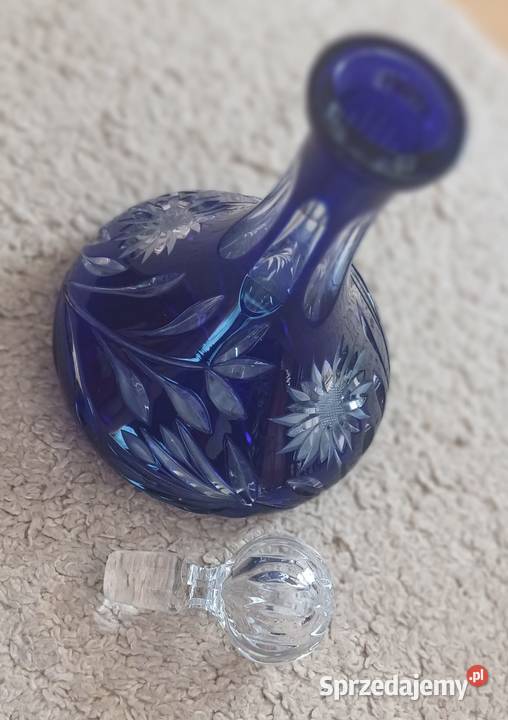 Kobaltowa karafka Bohemian Porcelana i szkło sprzedam
