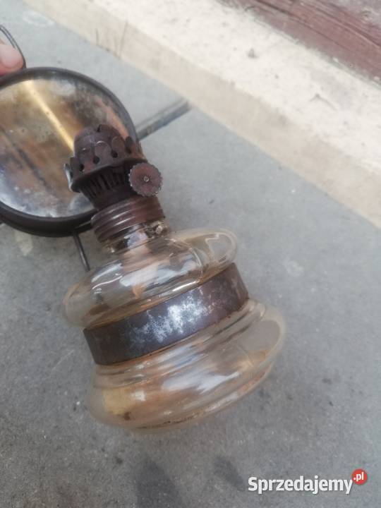 Stara lampa naftowa z lustrem Skierniewice