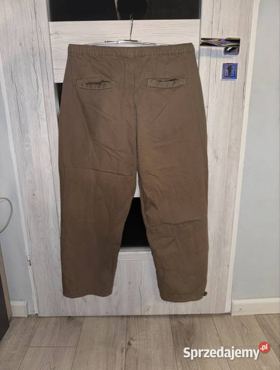 Spodnie Bershka rozmiar M