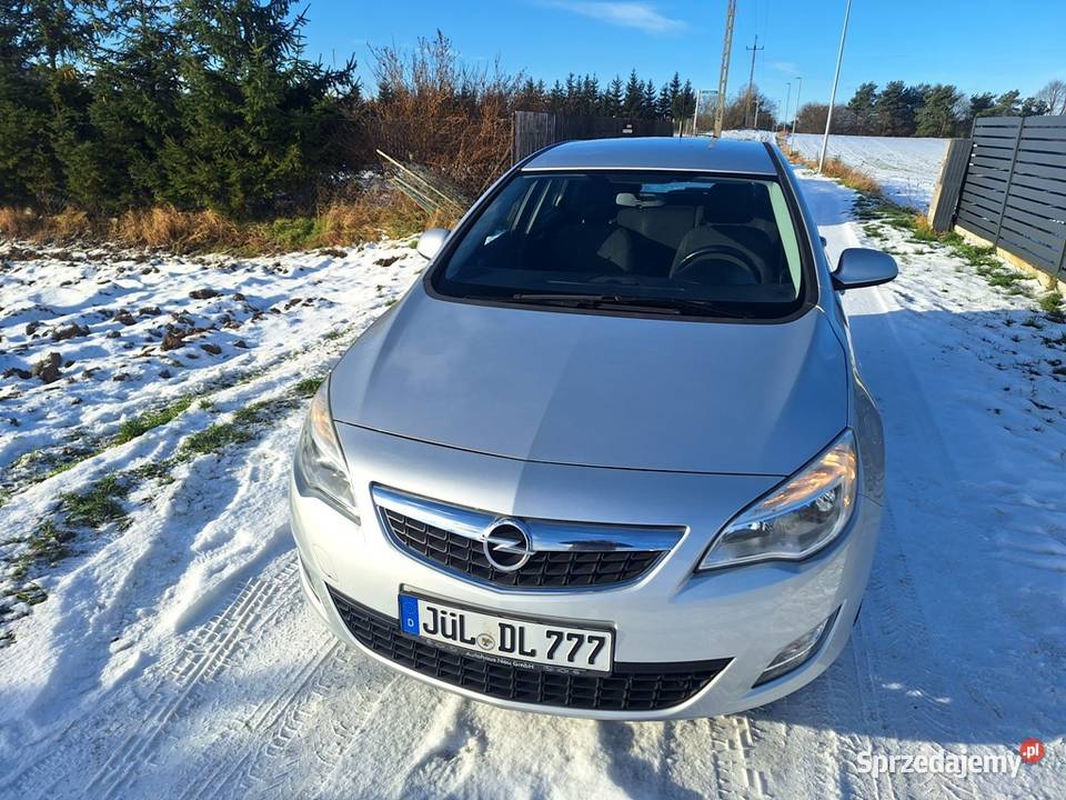 Opel Astra J Benzyna 5 drzwi Podgrzewane fotele Motoryzacja