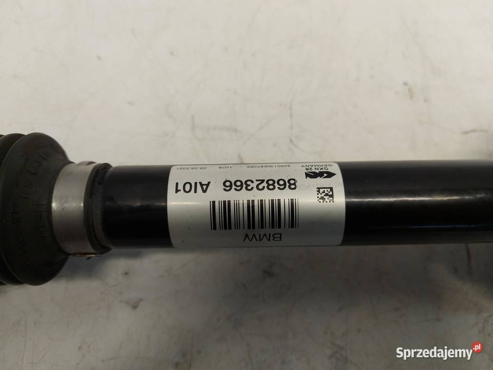 BMW G23 G22 M440i Cabrio Półoś przód prawa Półosie