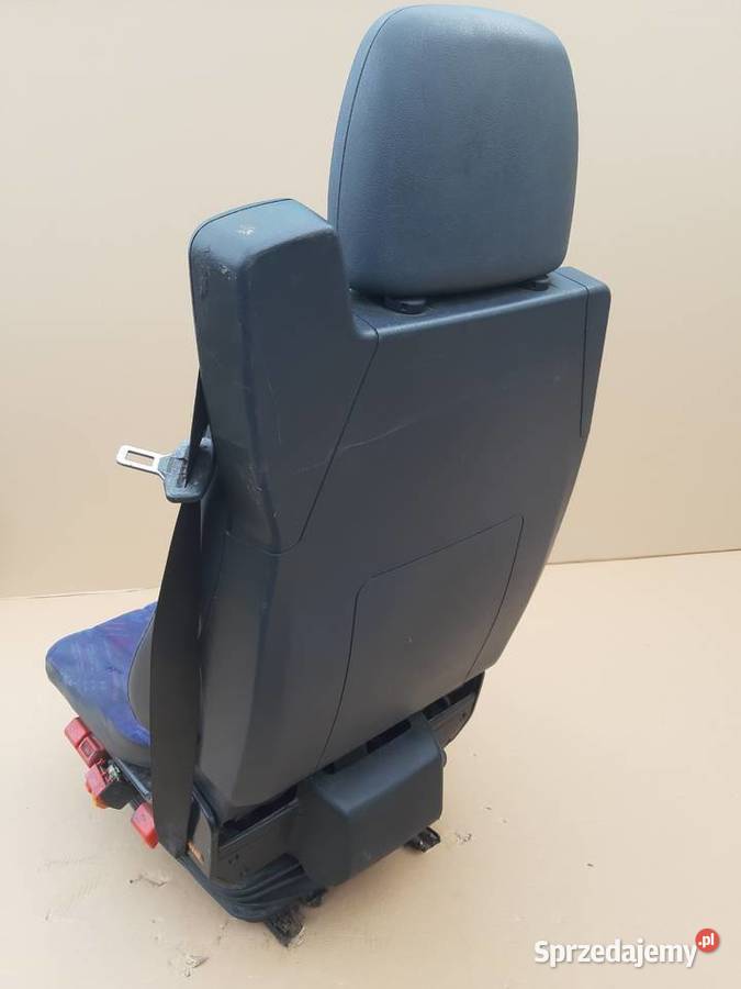 MERCEDES ATEGO FOTEL LEWY KIEROWCY AXOR Bieleń