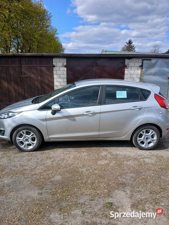 Ford Fiesta Gold X 125 benzyna 82 2016r Salon Radziejów