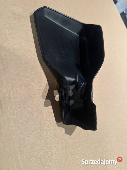 Handbar osłona dłoni lewa Suzuki Dl 1000Z116 Pozostałe Poznań