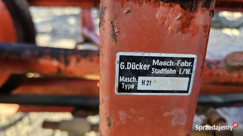 Przetrzasarka przetrzasarko zgrabiarka pasowa Zgrabiarki i przetrząsacze Jabłonowo Pomorskie