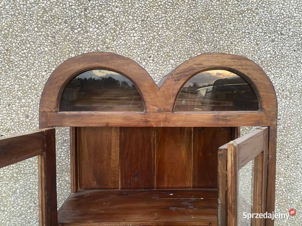 Przeszklona witryna z łukami drzewo indyjskie Meble Garwolin