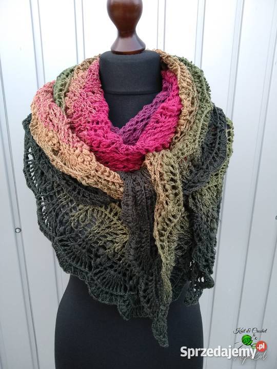 Handmade ręcznie robiona chusta na szydełku
