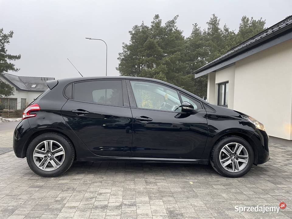 Peugeot 208 16 HDI 2015 nieuszkodzony