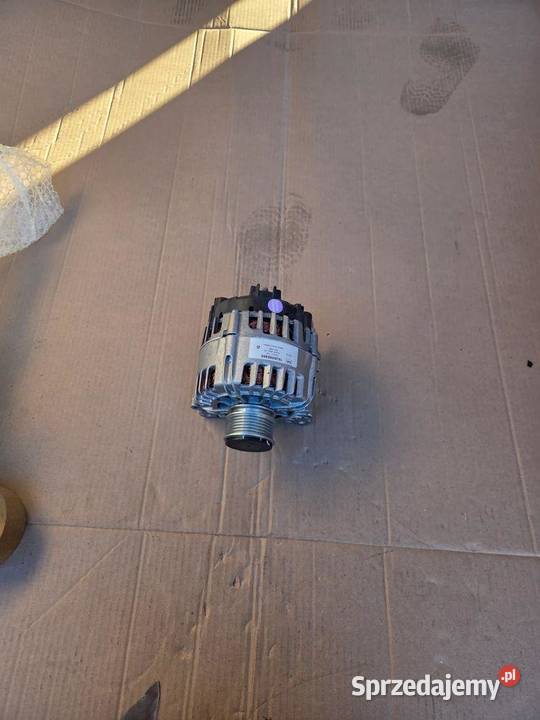 Alternator VW PASSAT B7 16 20 TDI 1638095480