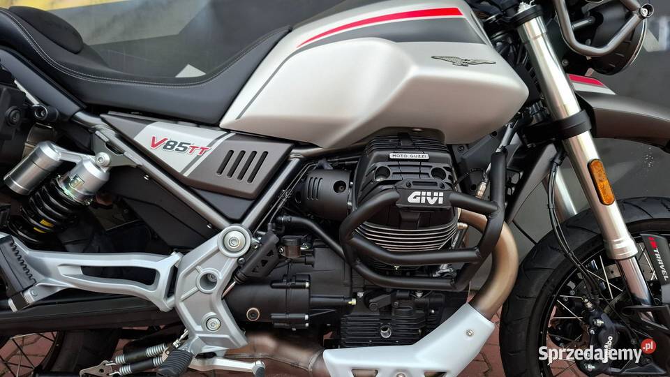 Moto Guzzi V85 Travel 2023 sprowadzony
