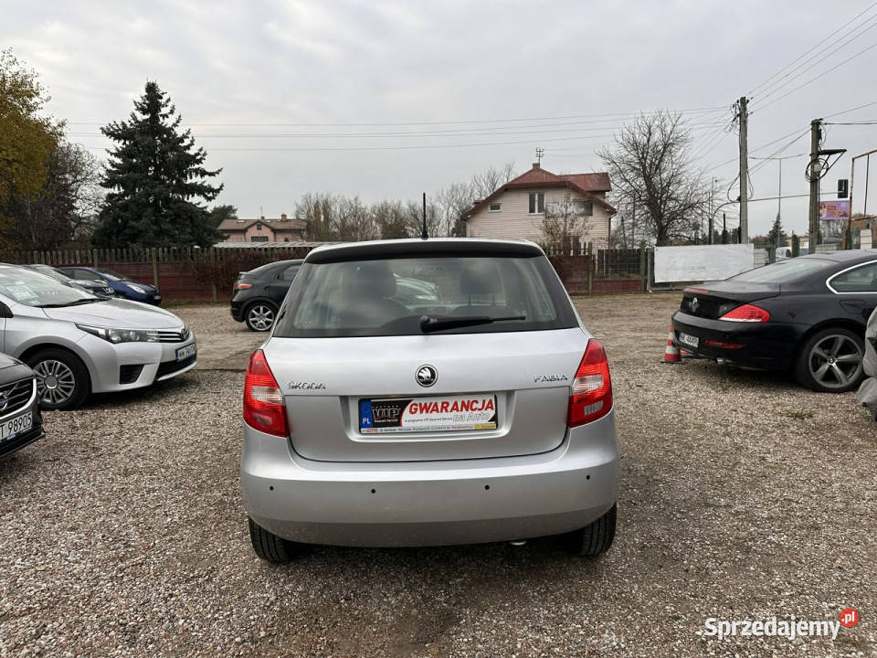 koda Fabia 12 benzyna 85 KlimaIsofixSalon VAT marża Fabia Warszawa