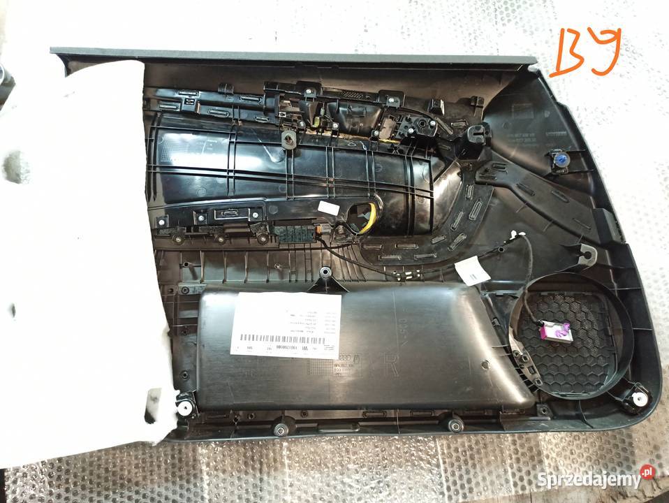 Boczek Drzwi Przód Prawy AUDI A3 9 Radzyń Podlaski