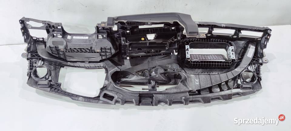 DESKA KOKPIT KONSOLA AUDI A4 B9 8W1857001C HEAD Deski rozdzielcze, konsole śląskie Przystajń sprzedam