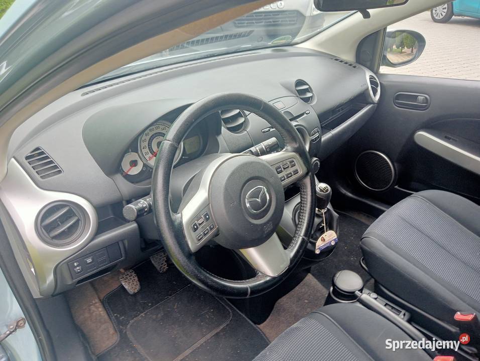 mazda 2 15 benzyna 2007r 5 drzwi bluetooth 2 Częstochowa