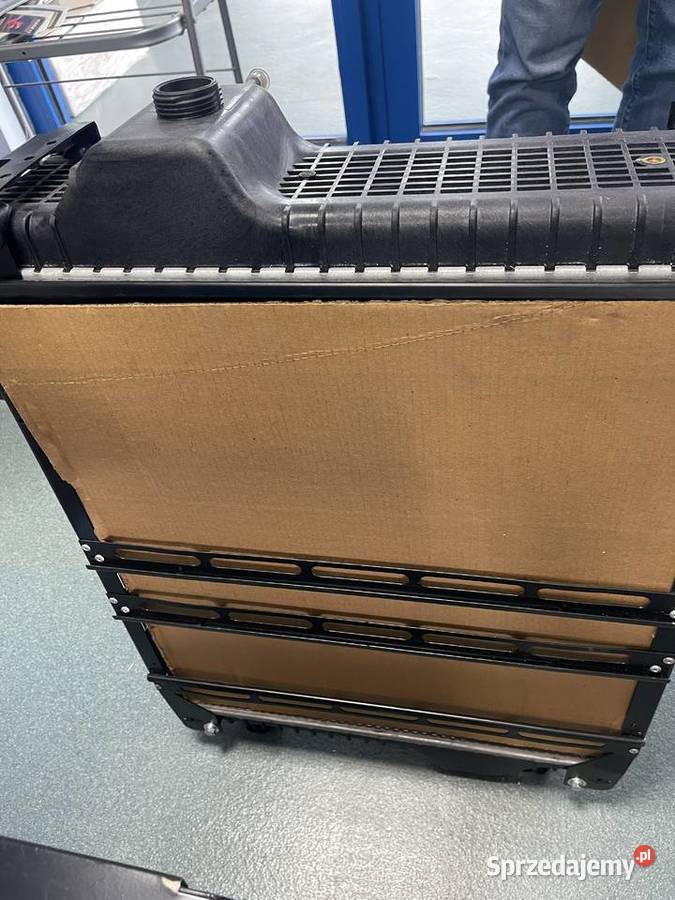 Chłodnica GB82033525 82033525 87352193 TM175 New Holland Płońsk