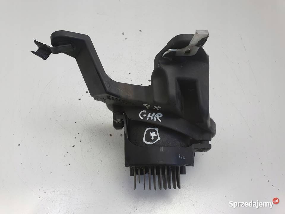 Toyota CHR CHR PRAWY HALOGEN PRZECIWMGIELNY Rudka