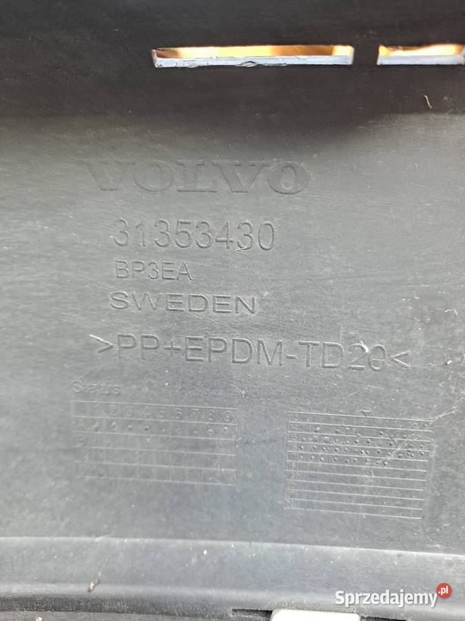 Zderzak tył Volvo XC 90 Gliwice sprzedam