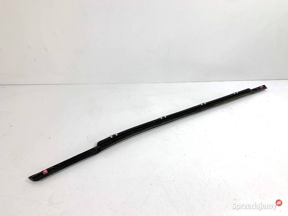 LISTWA ZGARNIAJĄCA TYŁ PRAWY KIA CEED osobowe