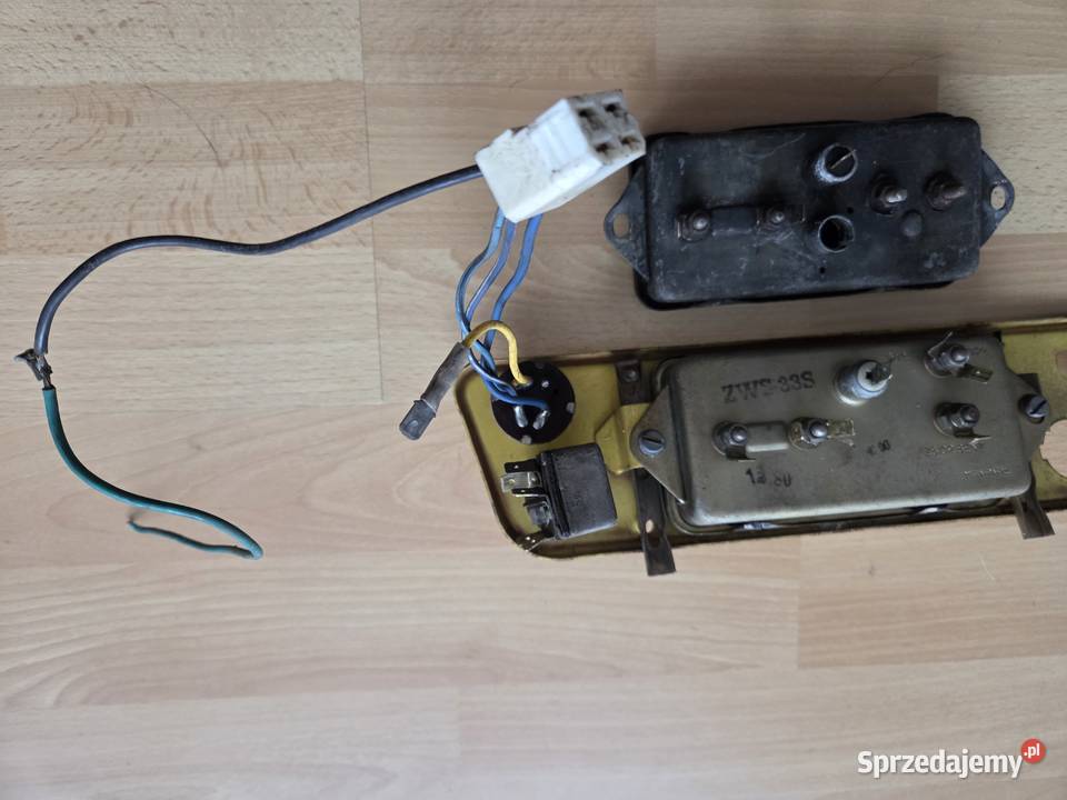 Syrena panel wskaźników z przełącznikami Gliwice