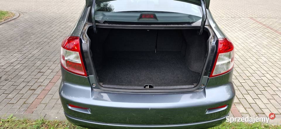 Suzuki sx4 16vvti benzyna serwisowany w ASO warmińsko-mazurskie sprzedam
