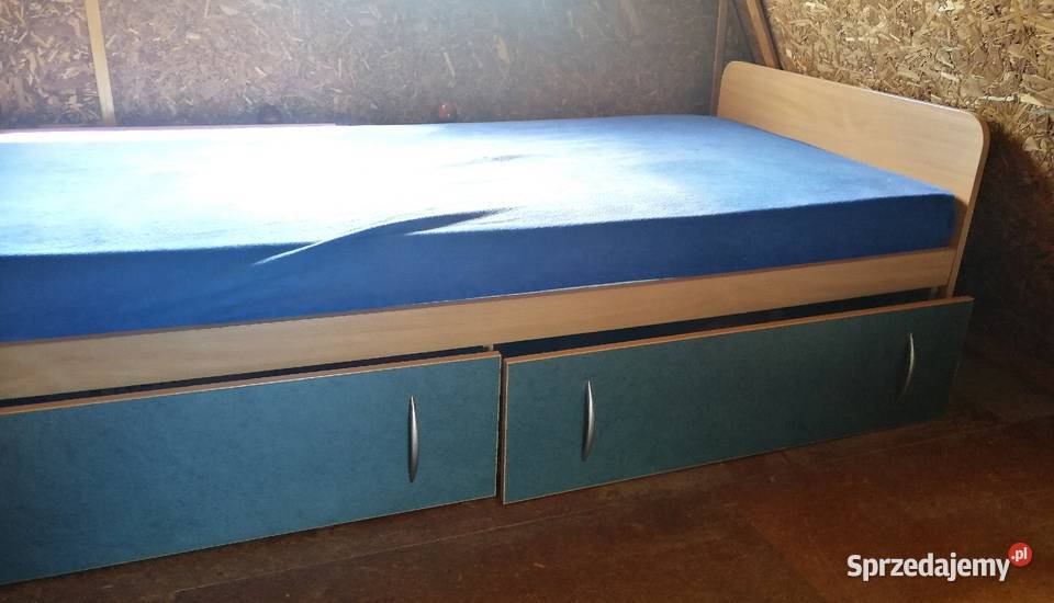 Łóżko z dużymi, pojemnymi szufladami