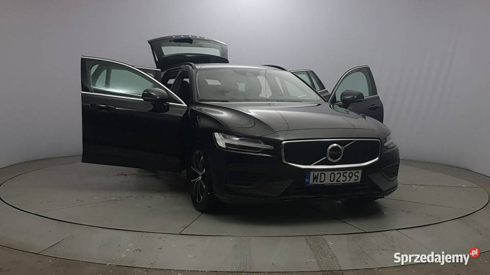 Volvo V60 B4 D Momentum Pro Z Polskiego Salonu Warszawa