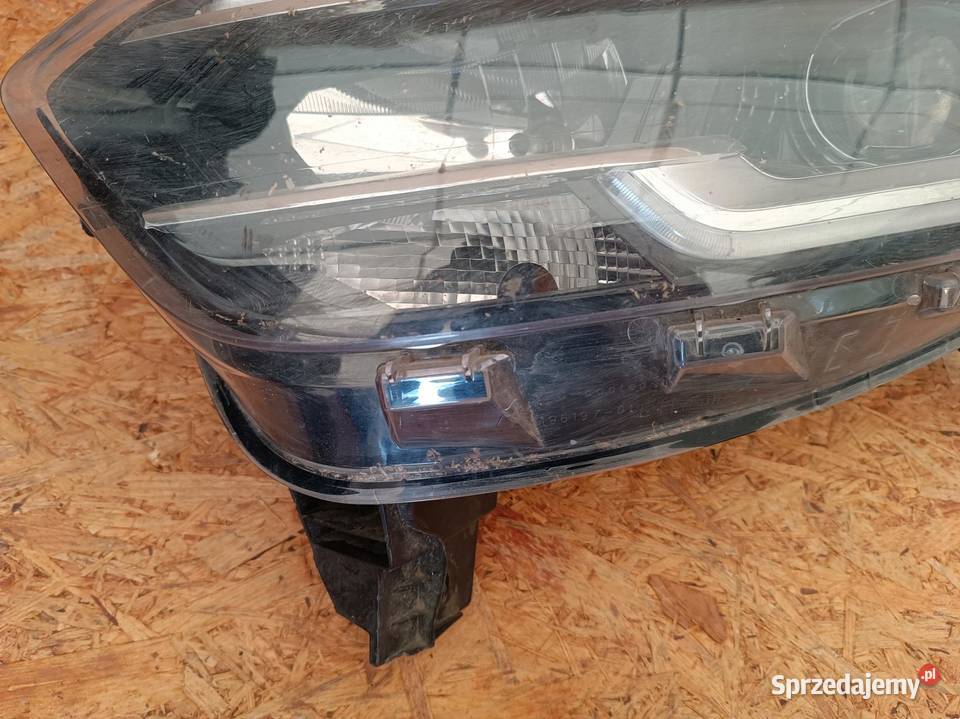 LAMPA LEWY PRZÓD REFLEKTOR EU 260602051R RENAULT osobowe Nowy Tomyśl