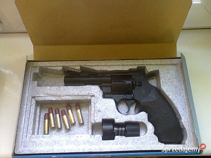 Rewolwer wiatrówka Sporty strzeleckie i myślistwo Katowice