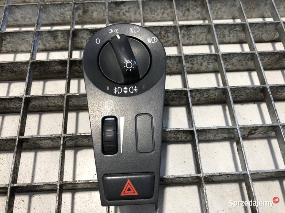 WŁĄCZNIK ŚWIATEŁ VOLVO FH 20953569 PRZYCISK sprzedam