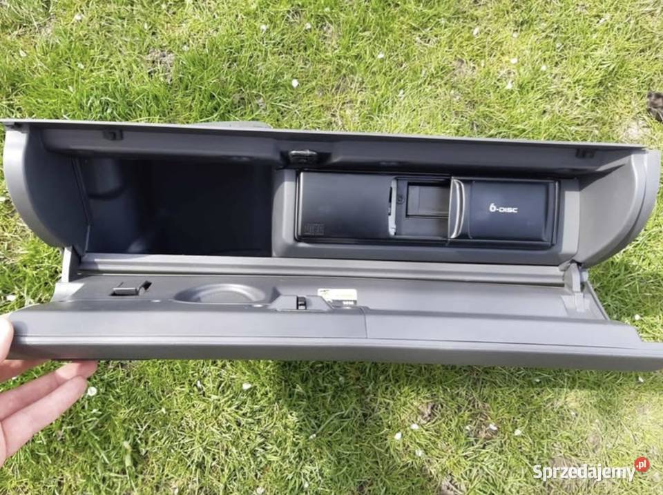 Schowek Seat LeonToledoAudi A3 ze zmieniarką Opatów