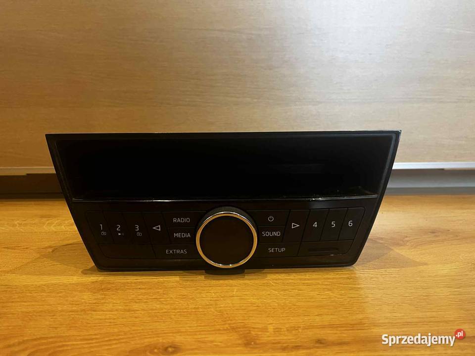 RADIO SKODA FABIA III 6V0 035 872B ORYGINAŁ STAN Rok produkcji 2016