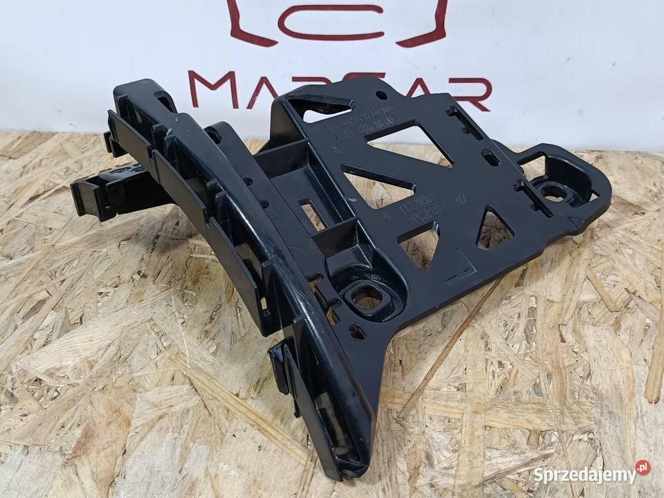 MERCEDES W247 ŚLIZG MOCOWANIE ZDERZAKA LEWY TYŁ osobowe Pleszew