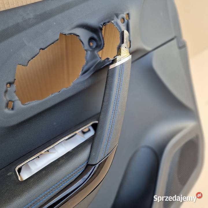 RENAULT KADJAR TAPICERKA BOCZEK DRZWI Bieleń