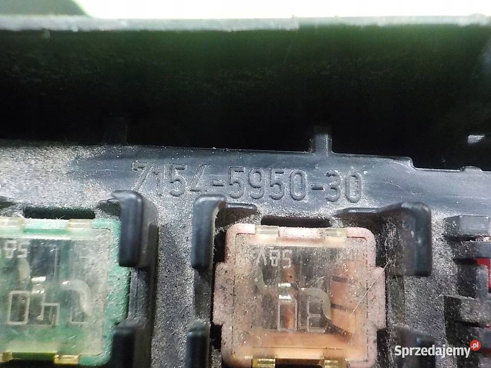 TRANSIT COURIER 16 TDCI 15r VAN skrzynka mazowieckie