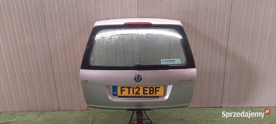 TYLNA KLAPA SKODA OCTAVIA KOMBI BEZ RDZY 0413 Międzychód