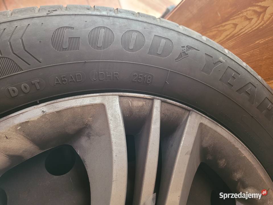 Goodyear efficentgrip 185 65 15 300 komplet Rzezawa sprzedam